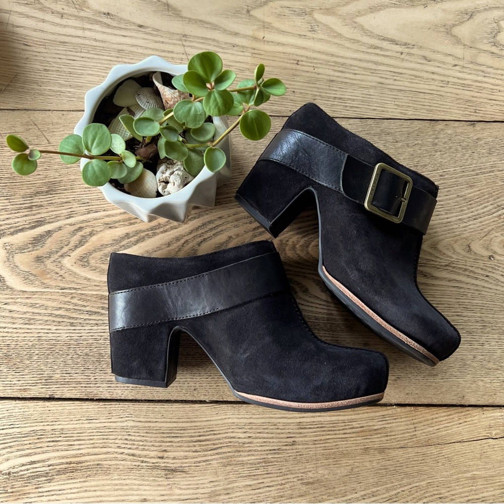 Kork-Ease Black Suede Mules